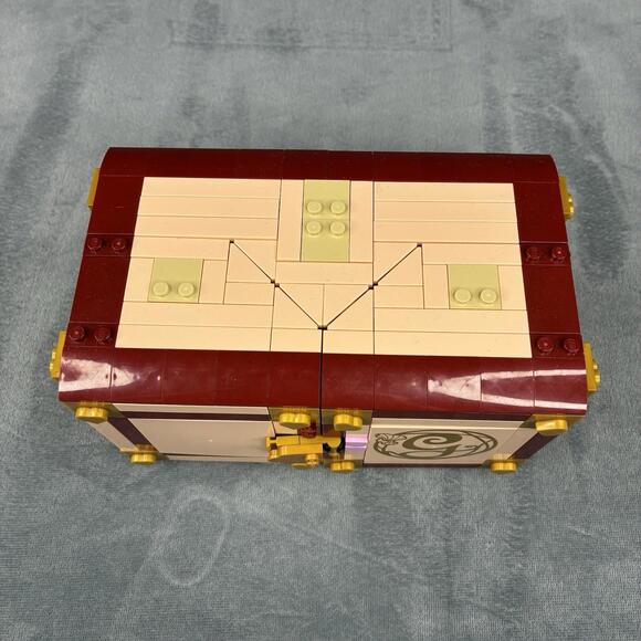 LEGO 75683 Wicked Glinda & Elphaba Dormitory Incomplete Set For Parts - Picture 5 of 9